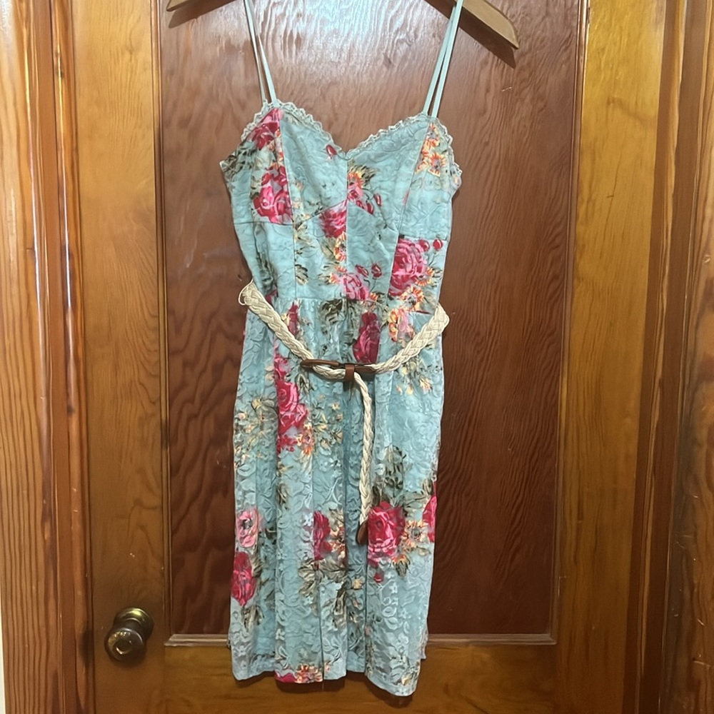 Floral lace belted mini dress size 7